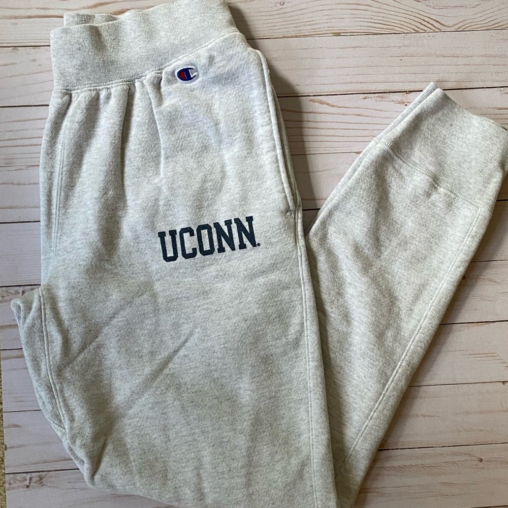 Champion “UCONN” Sweatpants